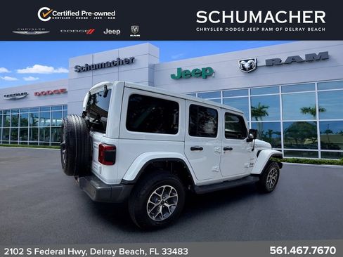 Certified 2022 Jeep Wrangler Unlimited Sahara w/ LED Lighting Group AWD/4WD image 7