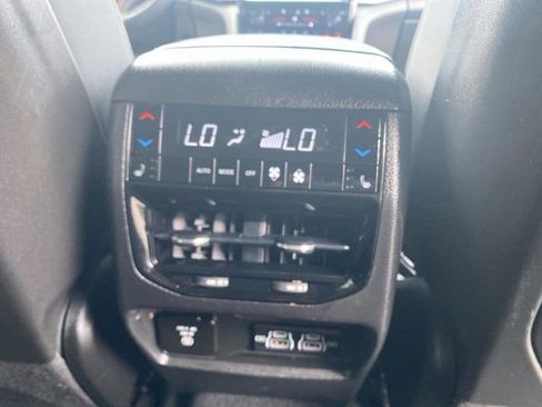 Used 2022 Jeep Grand Cherokee L Summit w/ Advanced Protech Group IV image 13