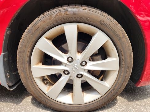 Used 2013 Hyundai Accent GLS w/ Premium Pkg FWD image 14