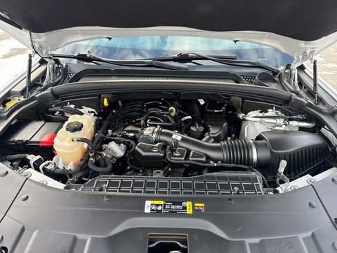 Certified 2022 Jeep Grand Cherokee L Laredo image 39