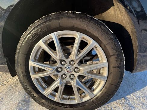 Used 2024 Buick Enclave Essence w/ Experience Buick Package image 15