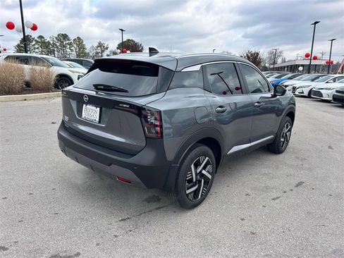 New 2026 Nissan Kicks SV image 3