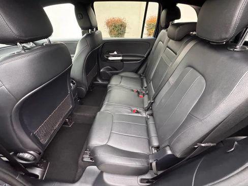 Used 2022 Mercedes-Benz GLB 250 image 15