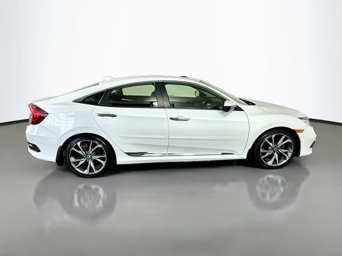 Used 2019 Honda Civic Touring image 8