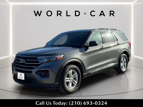 Used 2021 Ford Explorer XLT RWD image 7