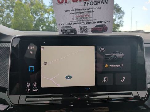 Used 2024 Volkswagen Atlas Cross Sport SEL R-Line AWD/4WD image 19