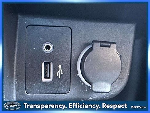 Used 2021 Nissan Kicks S image 22