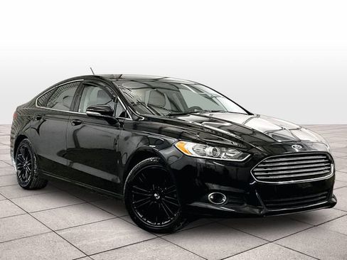 Used 2016 Ford Fusion SE w/ Equipment Group 202A AWD/4WD image 3