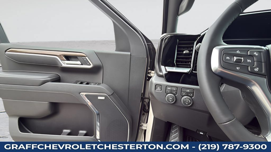 New 2026 Chevrolet Silverado 1500 RST w/ Convenience Package II AWD/4WD image 26