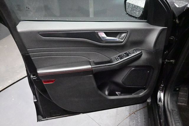 Used 2024 Ford Escape ST-Line FWD image 14