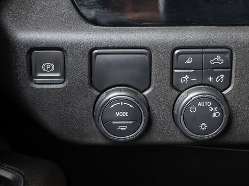 Used 2023 Chevrolet Silverado 1500 LT w/ Safety Package RWD image 32