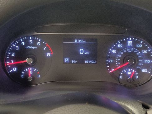 Used 2022 Kia Soul LX FWD image 23