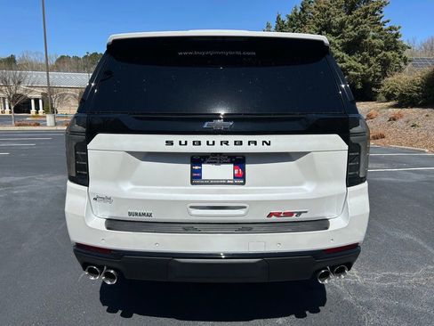 Used 2025 Chevrolet Suburban RST w/ Comfort Package image 23