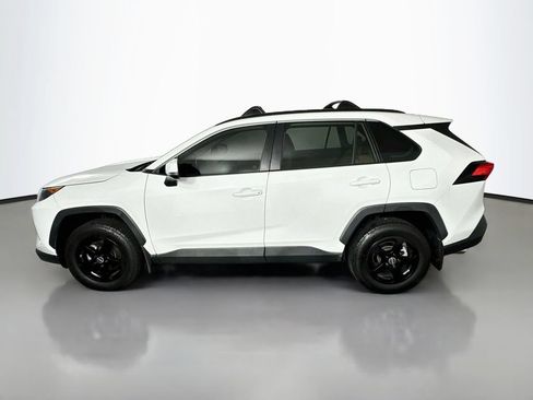 Used 2020 Toyota RAV4 LE w/ All Weather Liner Package FWD image 4