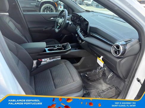 New 2027 Chevrolet Equinox LT FWD image 37