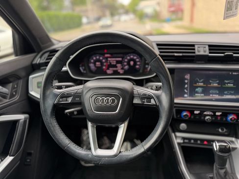 Used 2020 Audi Q3 2.0T Premium w/ Convenience Package AWD/4WD image 27
