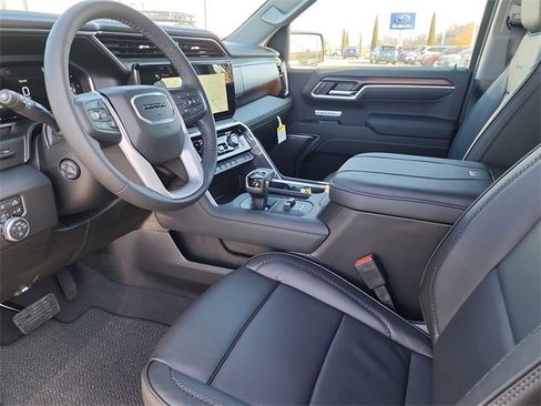 New 2026 GMC Sierra 1500 Denali w/ Denali Reserve Package image 15