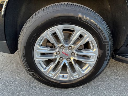 Used 2021 GMC Yukon SLT w/ SLT Premium Package AWD/4WD image 27