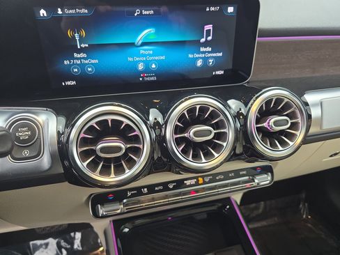 Certified 2021 Mercedes-Benz GLB 250 GLB 250 image 20