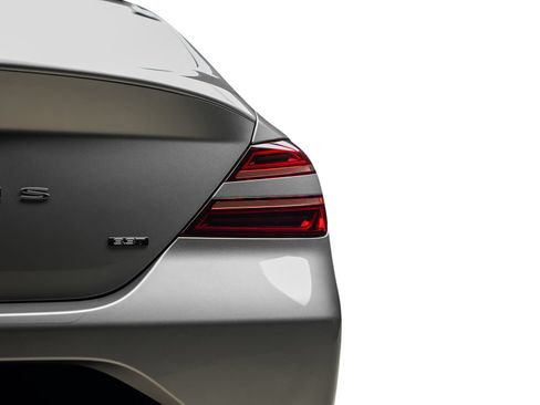 Used 2022 Genesis G70 3.3T RWD image 13