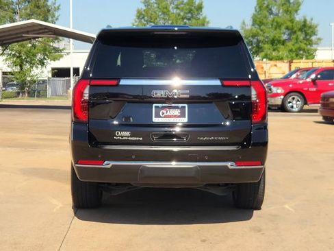 Used 2025 GMC Yukon XL Elevation AWD/4WD image 6