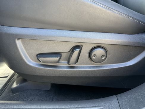 Certified 2025 INFINITI QX50 Pure image 24