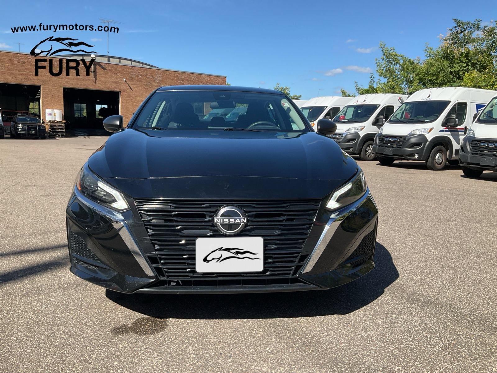Used 2025 Nissan Altima 2.5 SV FWD image 33