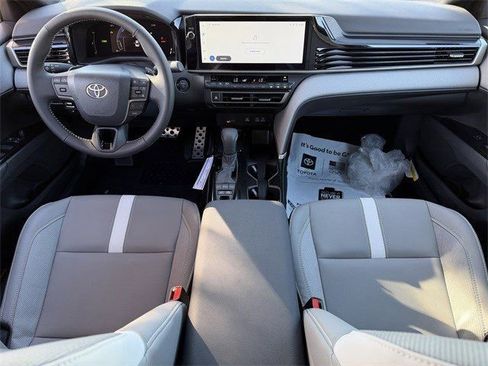 New 2026 Toyota Camry SE image 11