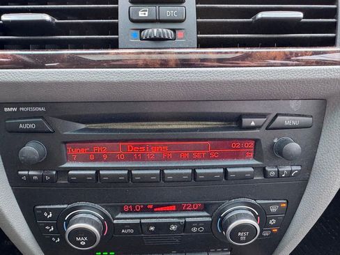 Used 2007 BMW 328xi Sedan image 14