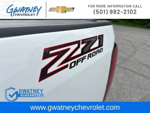 Used 2022 Chevrolet Colorado Z71 w/ Safety Package AWD/4WD image 15