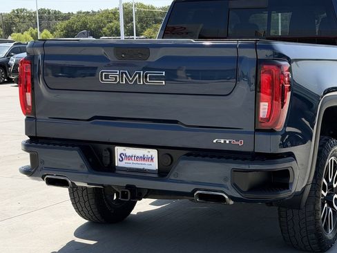 Used 2019 GMC Sierra 1500 AT4 w/ AT4 Premium Package AWD/4WD image 6