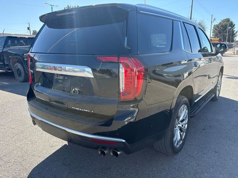 Used 2024 GMC Yukon Denali w/ Advanced Technology Package image 4