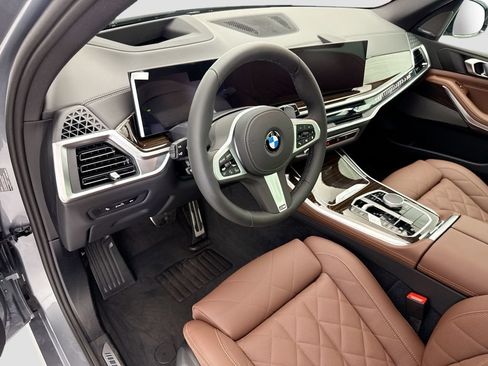 New 2026 BMW X5 xDrive40i w/ M Sport Package AWD/4WD image 9