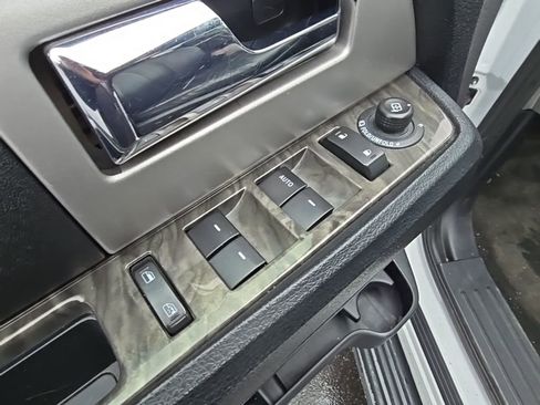 Used 2017 Ford Expedition EL Limited image 8