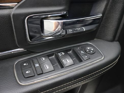 Used 2017 RAM 2500 Laramie w/ Sport Appearance Group AWD/4WD image 39