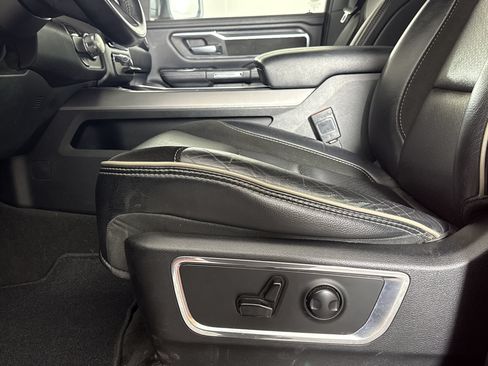 Used 2024 RAM 1500 Laramie RWD image 15