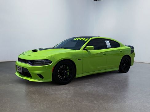 Used 2019 Dodge Charger Scat Pack w/ Daytona Edition Group RWD image 7