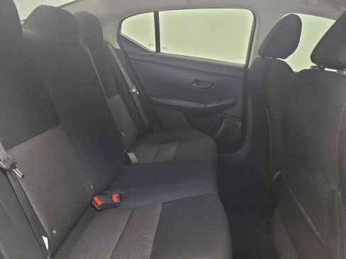 Used 2024 Nissan Sentra SV FWD image 19