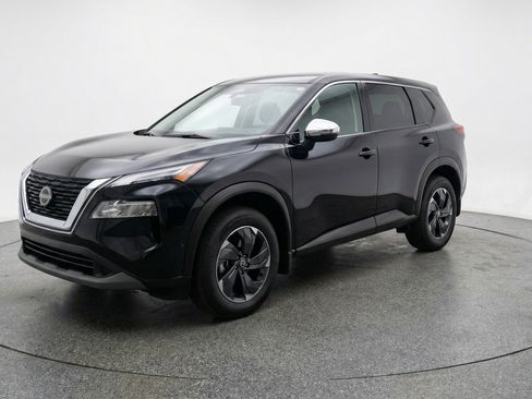 Used 2025 Nissan Rogue SV FWD image 3