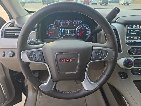 Used 2019 GMC Yukon SLT w/ Premium Edition image 18