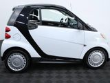 Used 2014 smart fortwo passion image 4