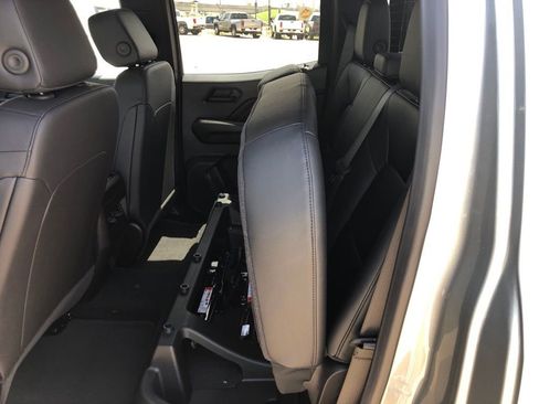 New 2025 Chevrolet Colorado Trail Boss w/ Midnight Edition AWD/4WD image 37
