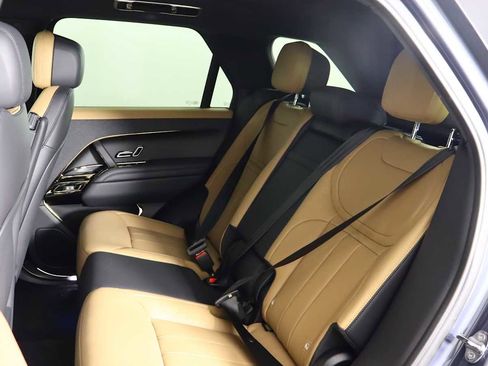 Used 2025 Land Rover Range Rover Sport Dynamic SE image 22