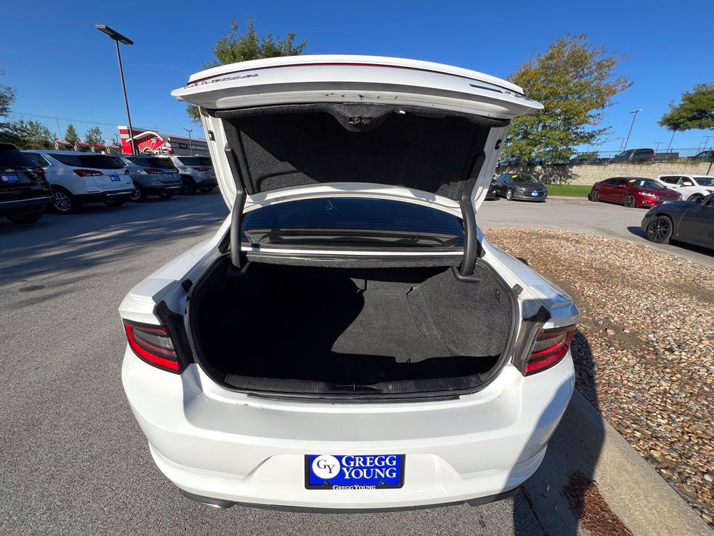 Used 2016 Dodge Charger R/T RWD image 21