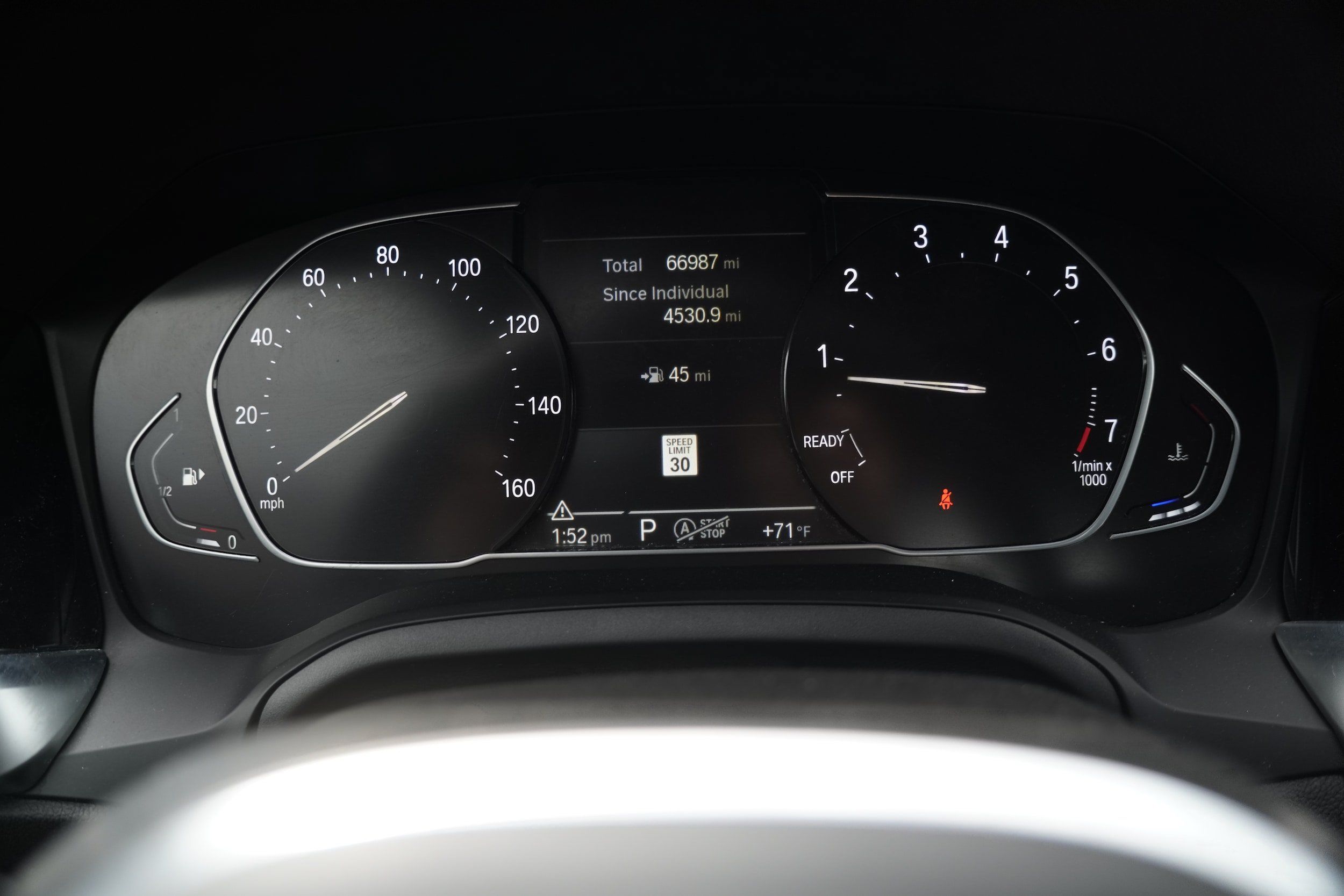 Used 2021 BMW 330i Sedan w/ M Sport Package RWD image 19