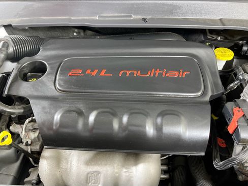 Used 2022 Jeep Compass Latitude AWD/4WD image 27