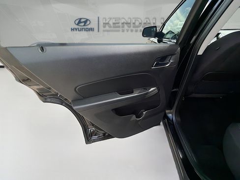 Used 2017 GMC Terrain SLE FWD image 22