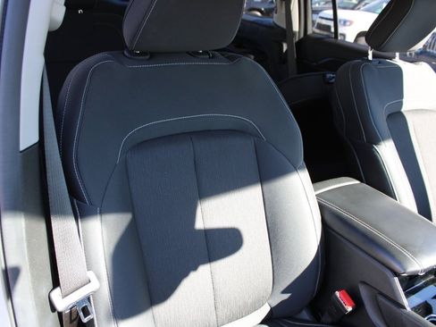 Used 2023 Jeep Grand Cherokee L Laredo image 28