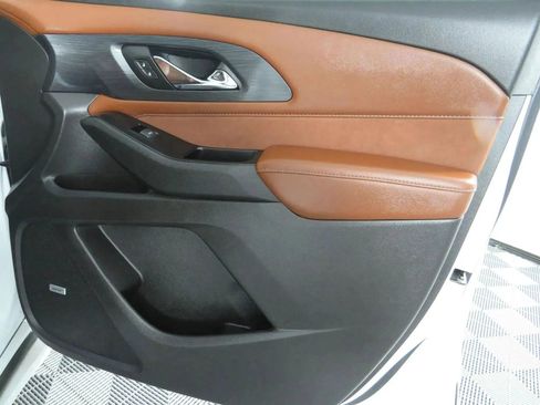 Used 2018 Chevrolet Traverse High Country image 53