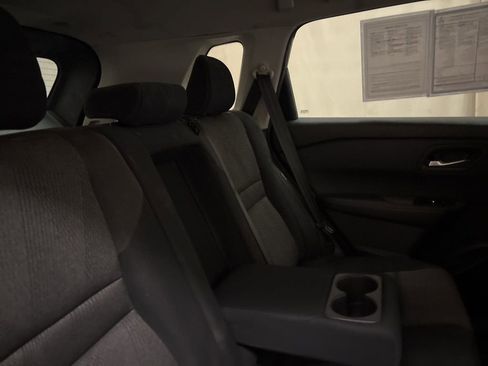 Used 2024 Nissan Rogue SV image 20